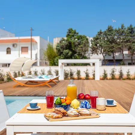Marelux Superior Bed & Breakfast 3*